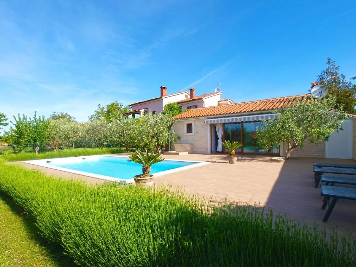 Family Friendly House With A Swimming Pool Valbandon, Fazana - 20772 Villa